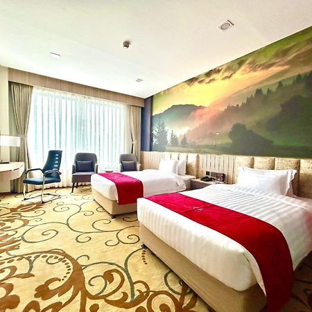Hotel Mechi Crown Kakarvitta Buitenkant foto