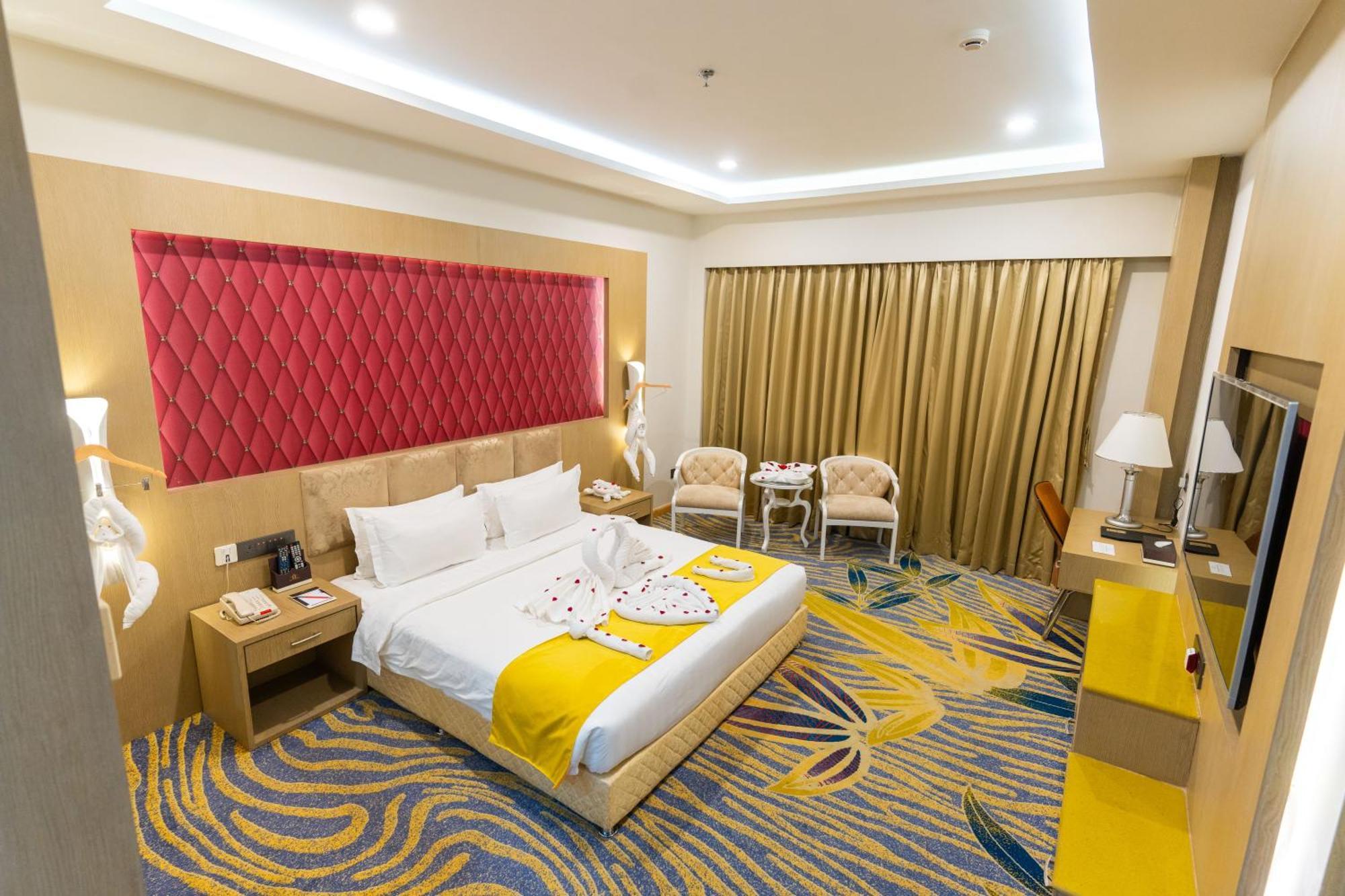 Hotel Mechi Crown Kakarvitta Buitenkant foto